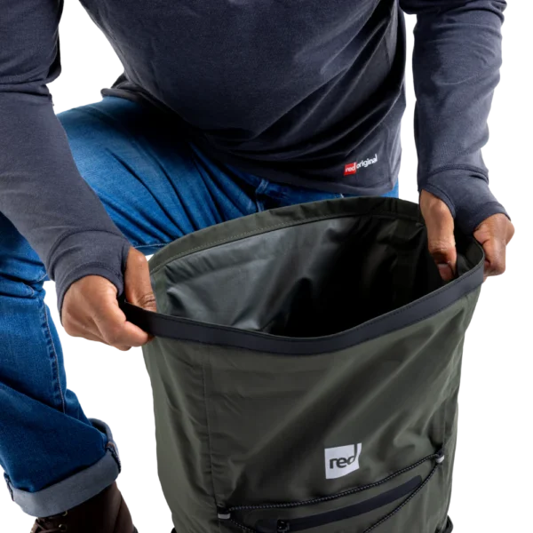 Red Original 22L kevyt ja vedenpitävä reppu - Olive Green