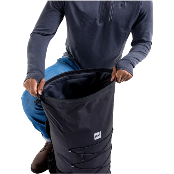 Red Original 35L kevyt ja vedenpitävä reppu – Obsidian Black