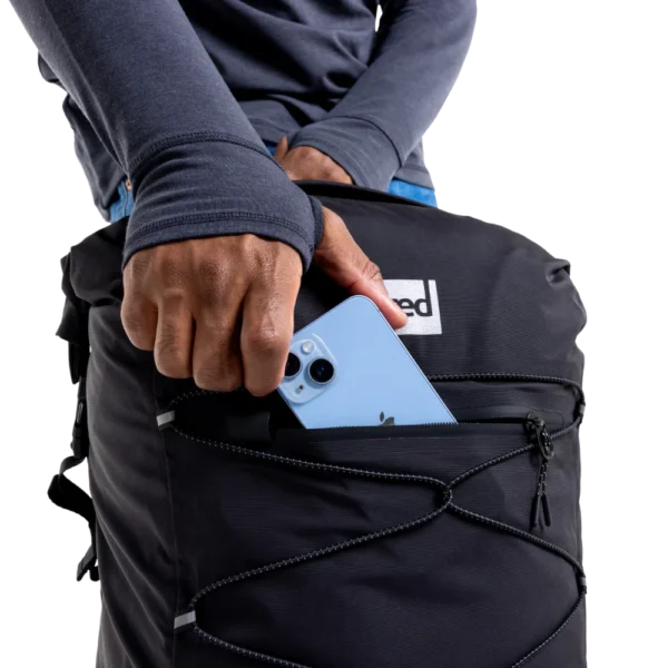 Red Original 35L kevyt ja vedenpitävä reppu – Obsidian Black